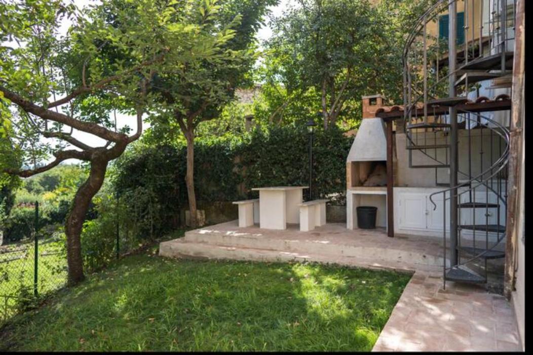 Petite Maison, Nel Borgo Di Четона Экстерьер фото